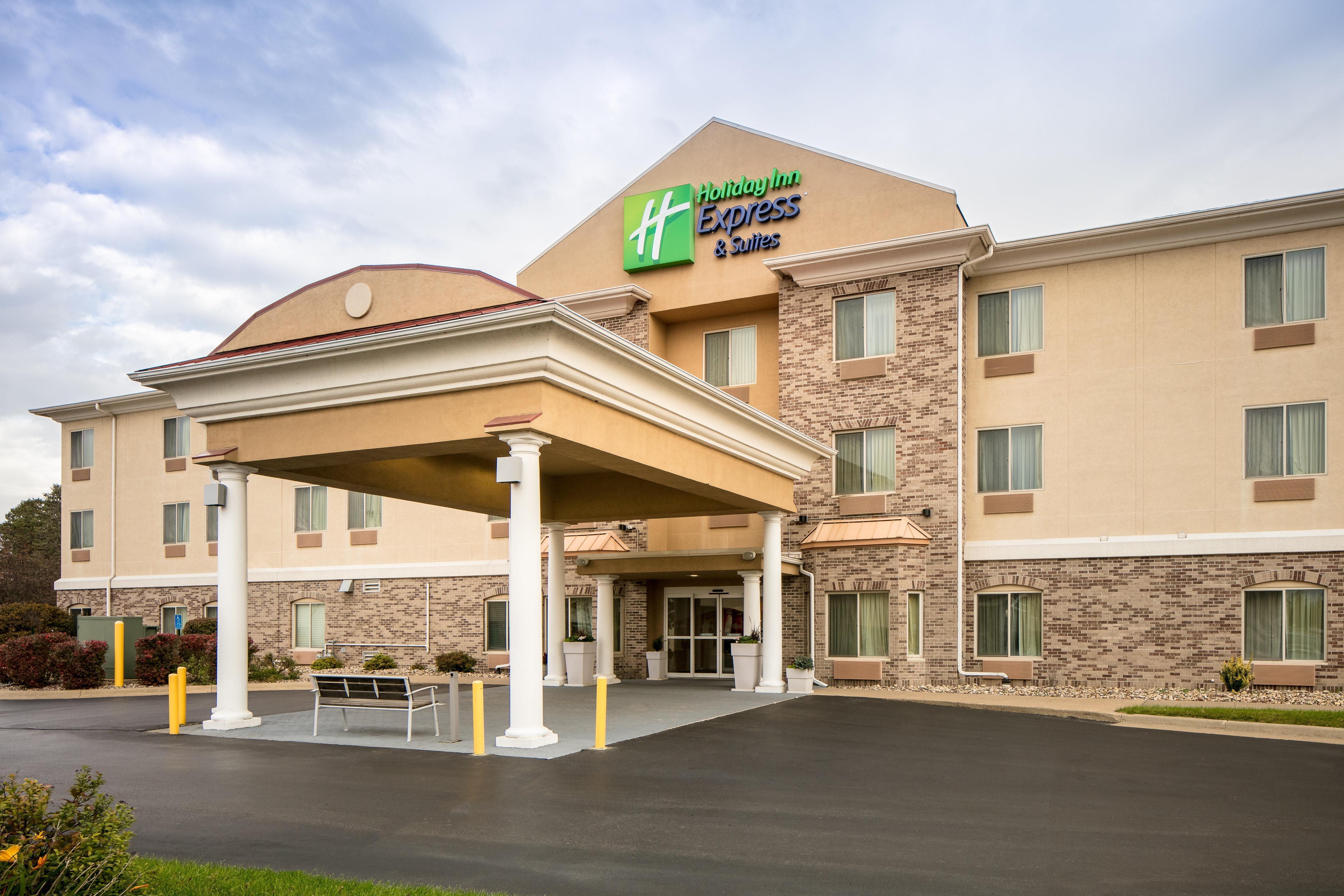 Holiday Inn Express & Suites Clinton, An Ihg Hotel Luaran gambar